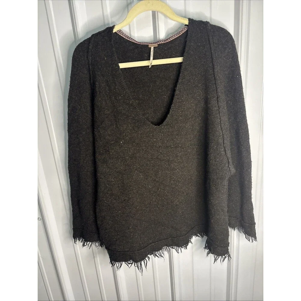 Free People Brown Wool Blend Irresistible Fringe V-Neck Sweater XS Oversized EUC